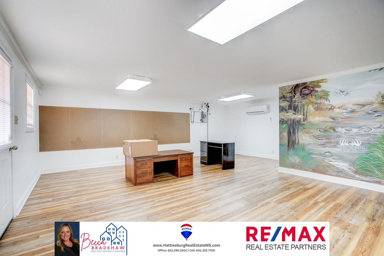 930 Highway - Photo 4 of 13