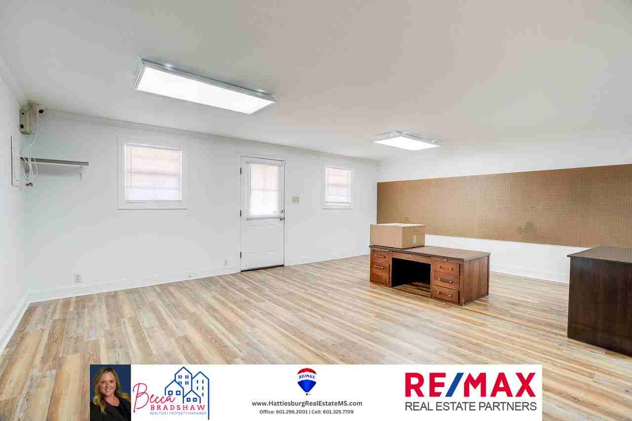 930 Highway - Photo 7 of 13
