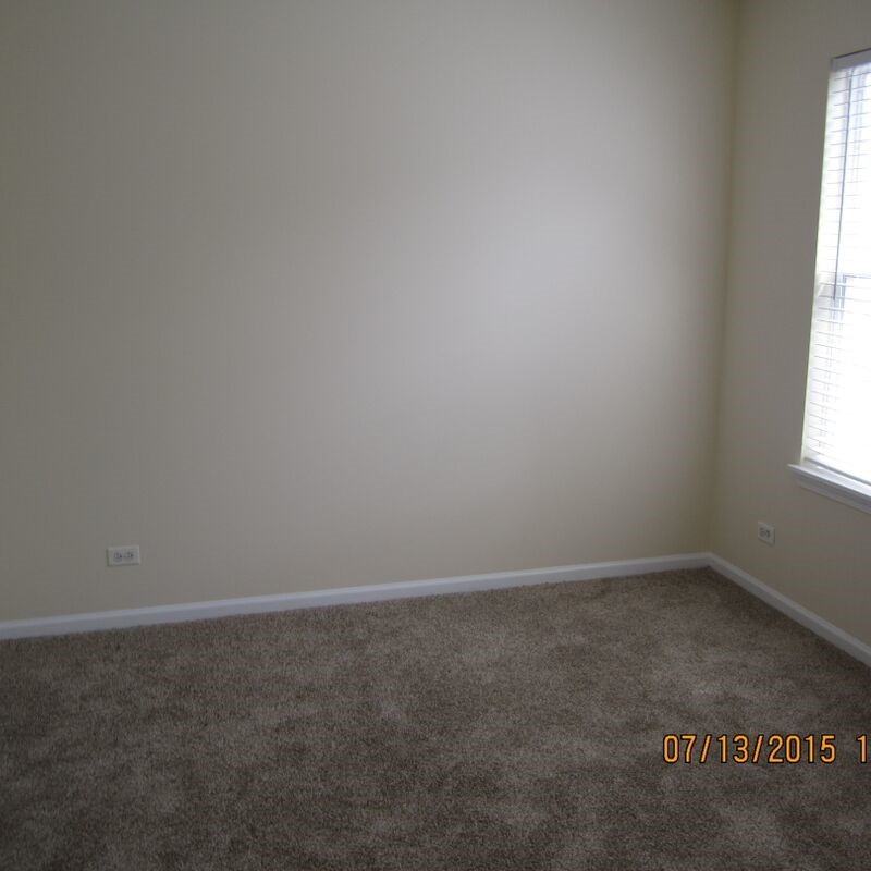 157 Aspen Ct - Photo 3 of 12