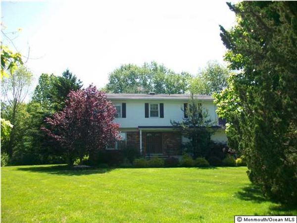 2 Princeton Dr - Photo 2 of 3