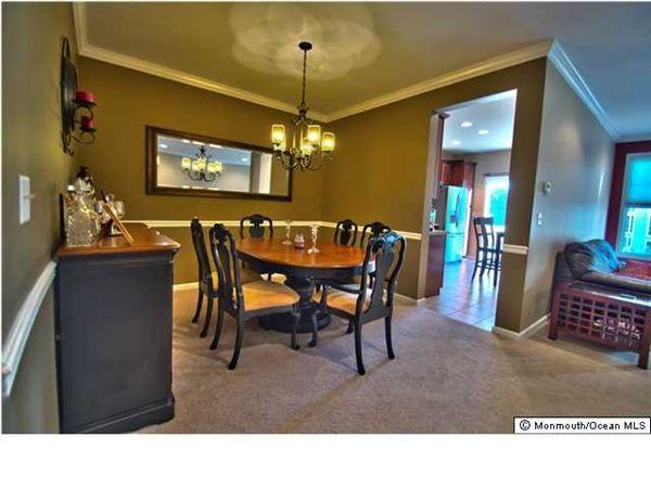 10 Chatsworth Rd - Photo 3 of 6