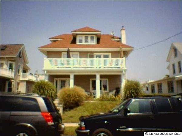 110 11th Ave #1stFL - Photo 3 of 4