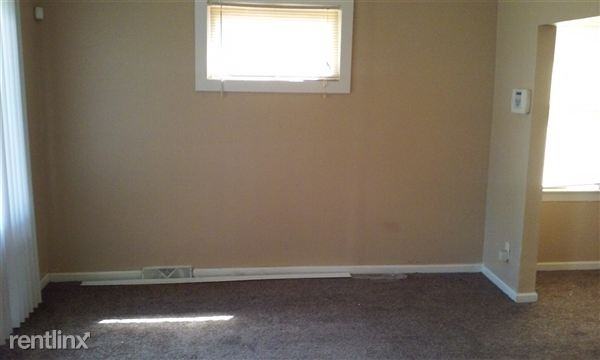 13331 Strathmoor St - Photo 3 of 10