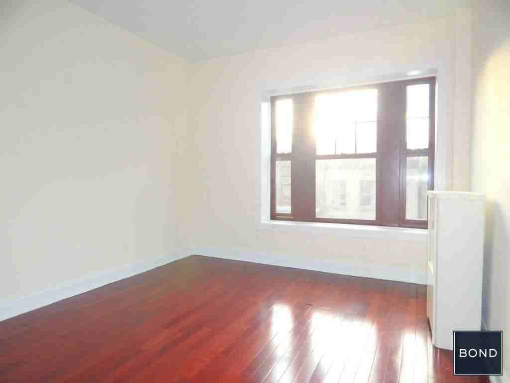 Hamilton Terrace #66