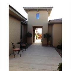 2561 E Canyon Ranch Dr - Photo 2 of 3