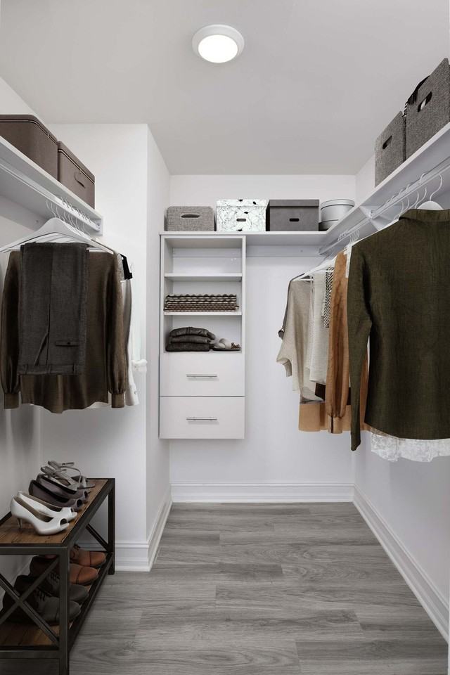 Camden Brickell - Photo 4 of 37