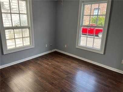 211 Belleville - Photo 3 of 5