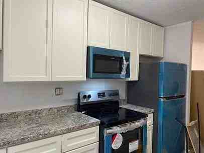 1017 SW 8th Street, Unit 2 Homestead 33030 - Photo 3 of 38