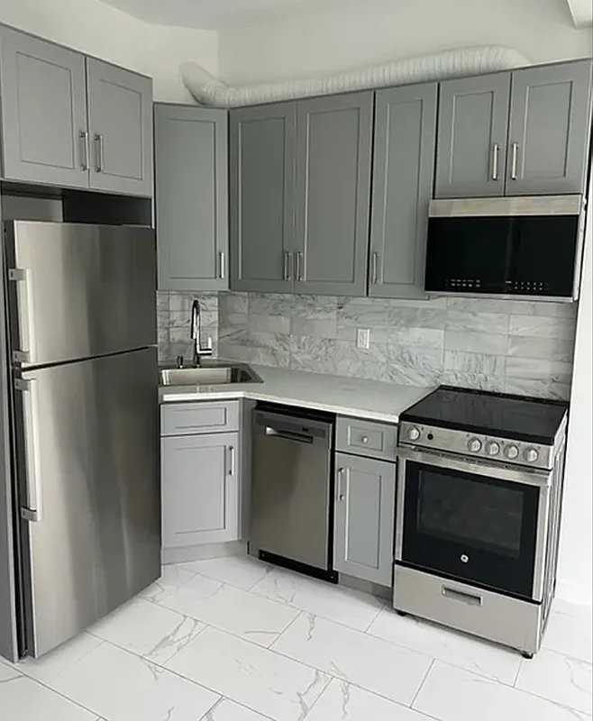 115 W 136th St #4A