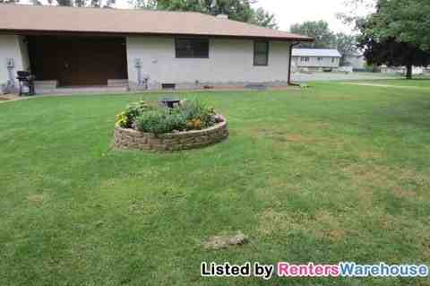 6513 Craig Ave - Photo 2 of 13