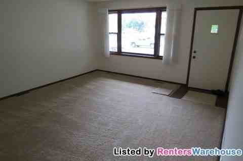 6513 Craig Ave - Photo 3 of 13