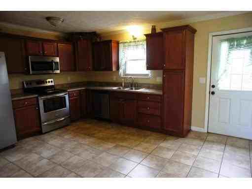 635 Flag Branch Rd - Photo 3 of 13