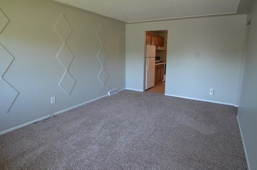 10802 E 4th Way - Photo 2 of 8