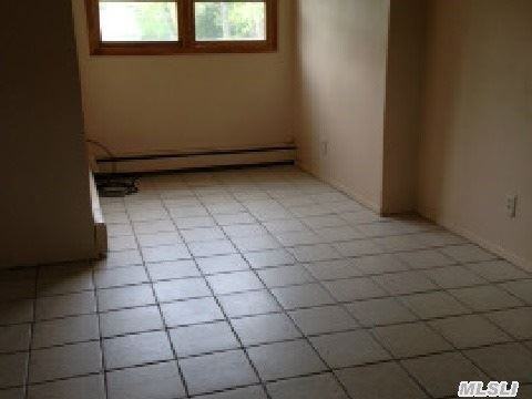 18 Sandpiper Ln - Photo 3 of 13