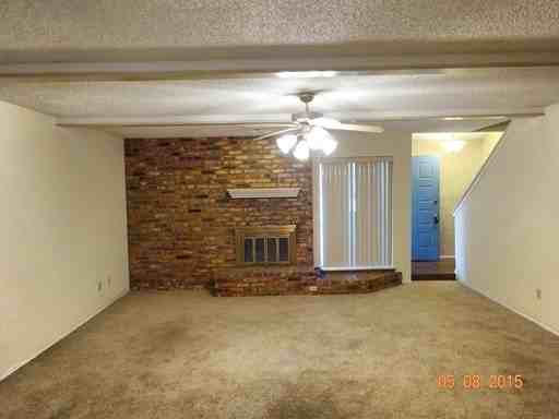 3730 86th Dr - Photo 3 of 11