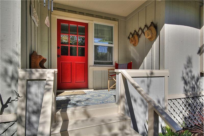 409 Donze Ave - Photo 2 of 27