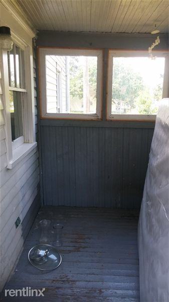 1028 Britten Ave - Photo 3 of 22