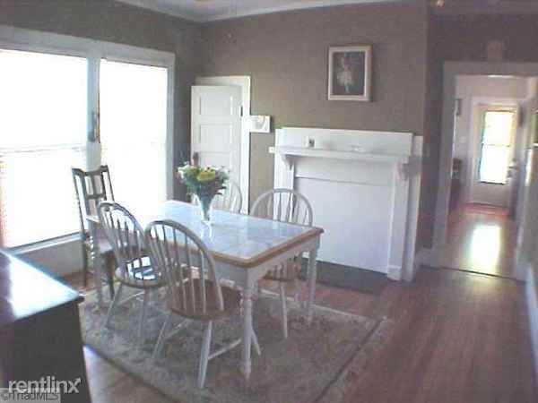 1803 Roseland St - Photo 3 of 10