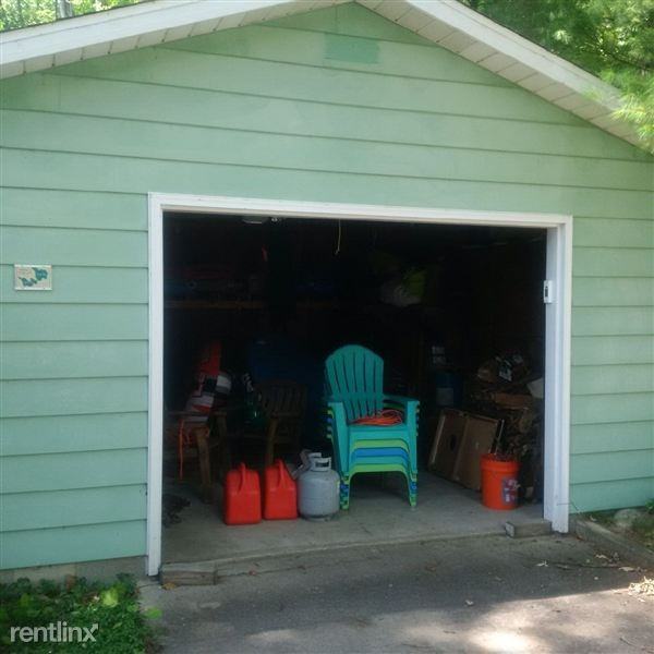 4763 Lakeshore Blvd - Photo 2 of 10