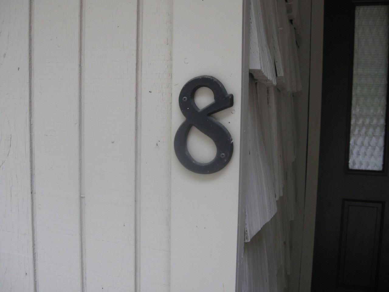 8 Gretchen Ln - Photo 2 of 16