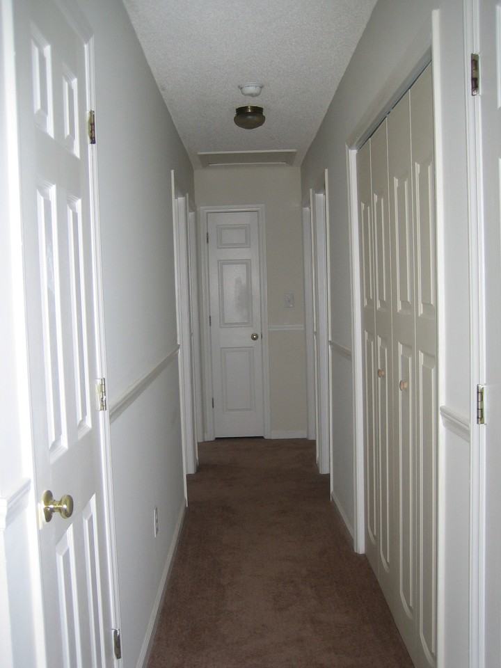 7146 Hunters Glen Dr - Photo 3 of 7