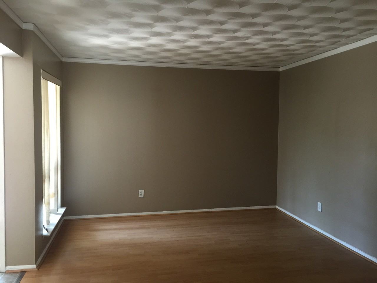 3512 Harvard St N - Photo 2 of 15