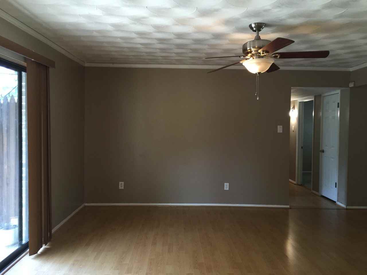 3512 Harvard St N - Photo 3 of 15