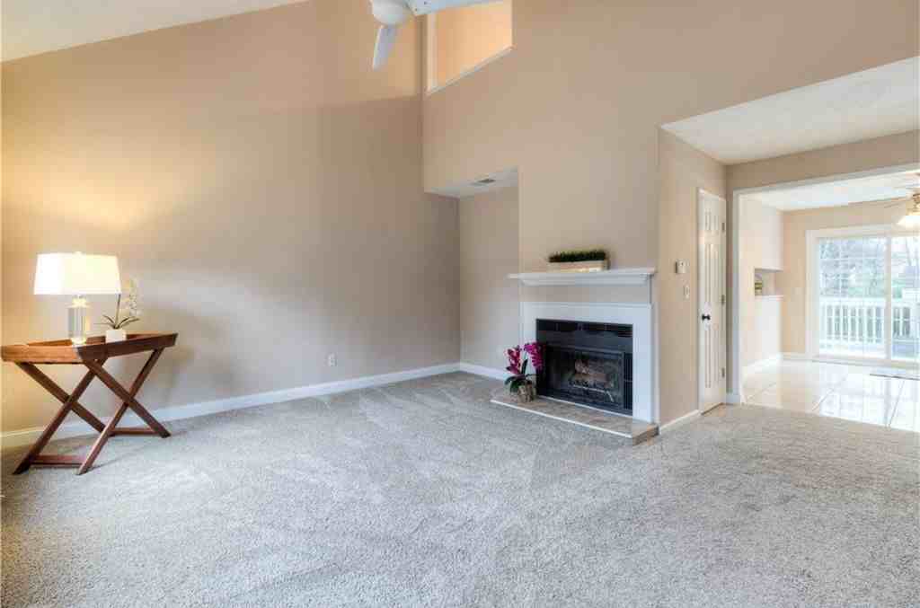 420 Poplar Glen Court - Photo 2 of 20