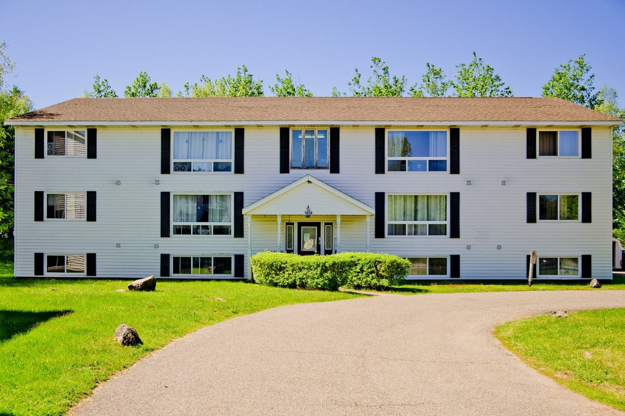 102 Kaulback Avenue Apartments 102 Kaulback St, Truro, NS B2N 3M6