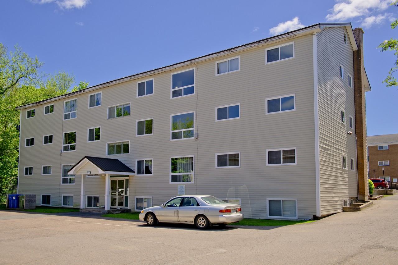 97B Queen Street - Photo 2 of 7