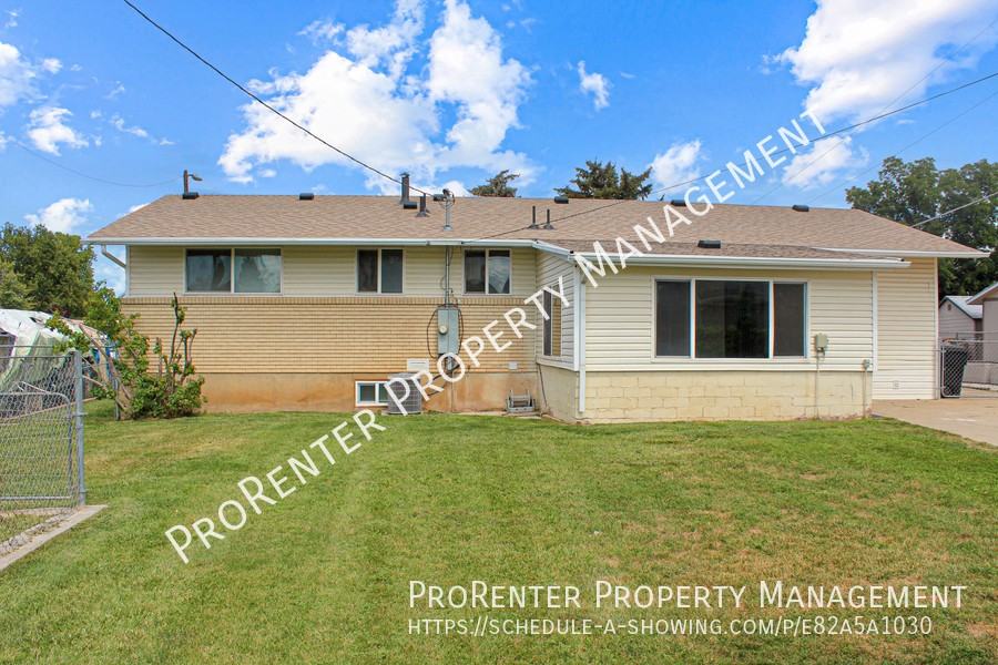 1321 W Melanie Ln - Photo 2 of 28