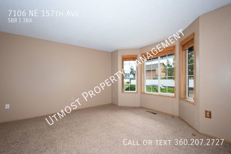 7106 Ne 157th Ave - Photo 3 of 12