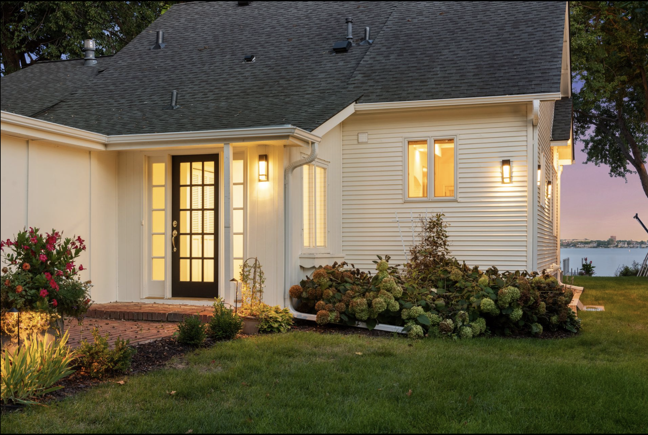 1390 Rest Point Rd #NA - Photo 3 of 39