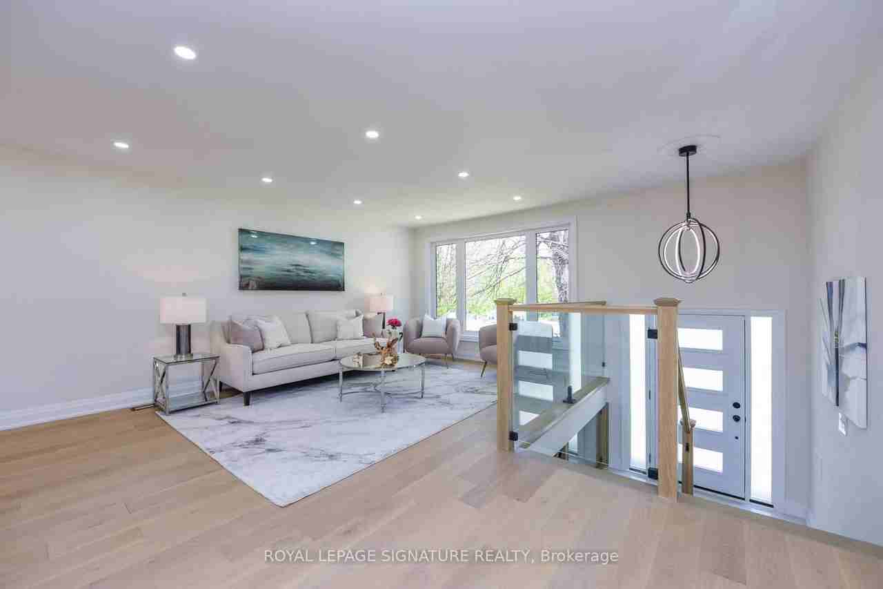 2100 Mountain Grove Avenue - Photo 2 of 20