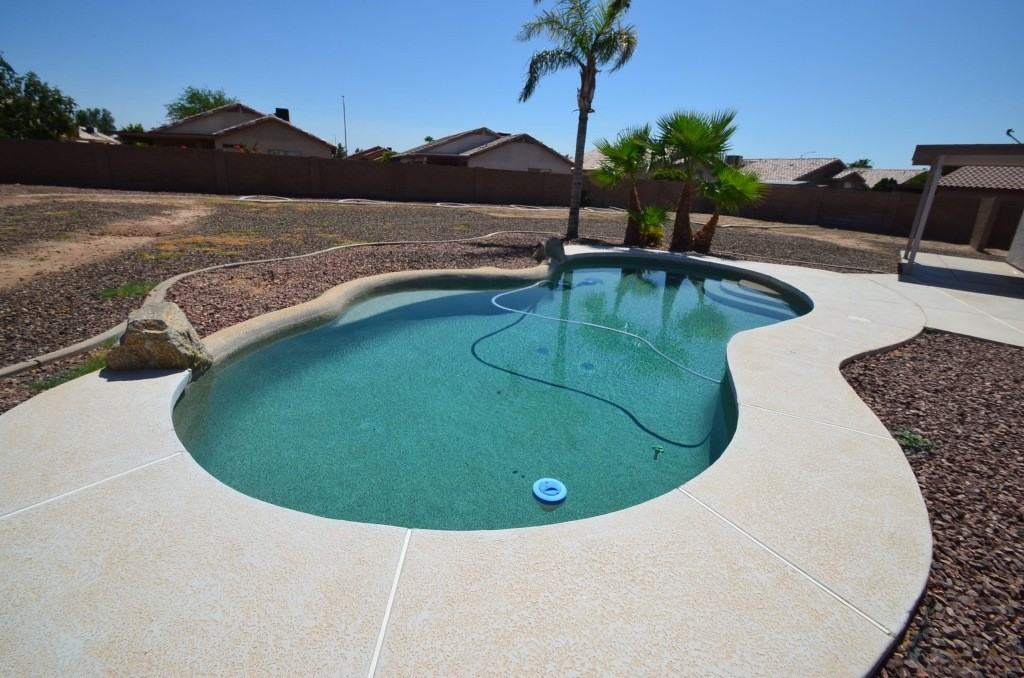 8543 W Sunnyslope Ln - Photo 2 of 21