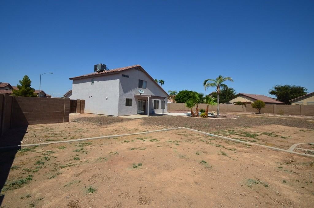 8543 W Sunnyslope Ln - Photo 3 of 21