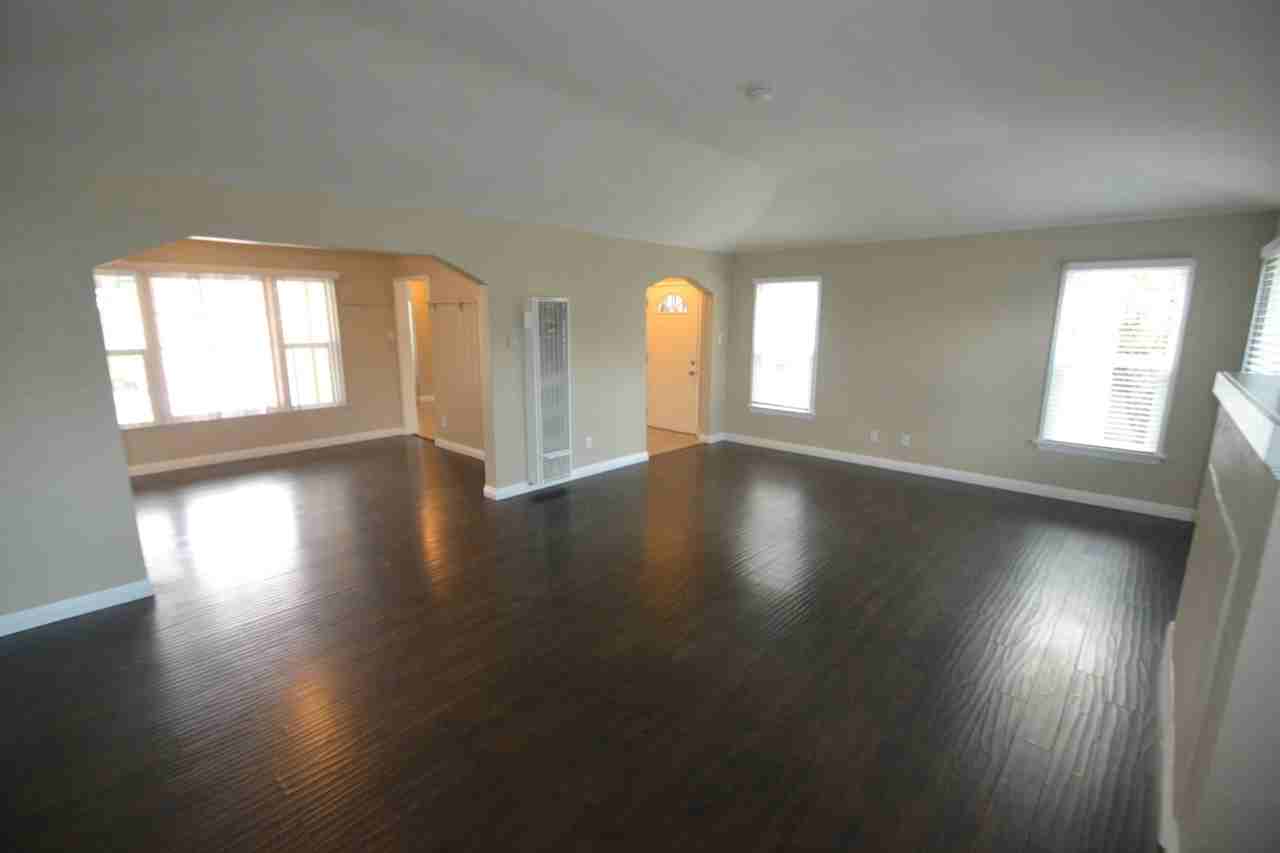 3677 Agnes Ave - Photo 3 of 11
