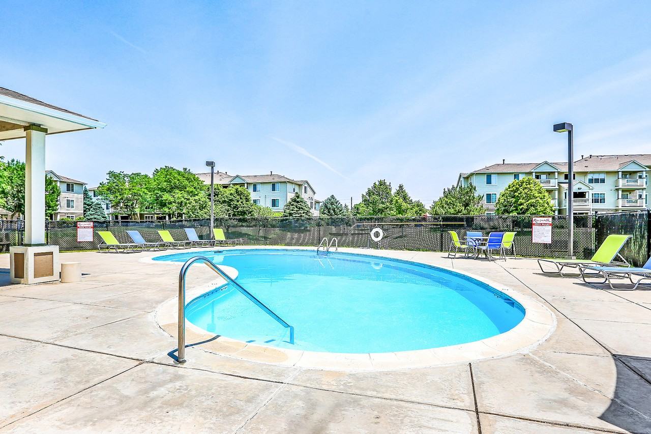 Riverwalk Apartments - Photo 5 of 24