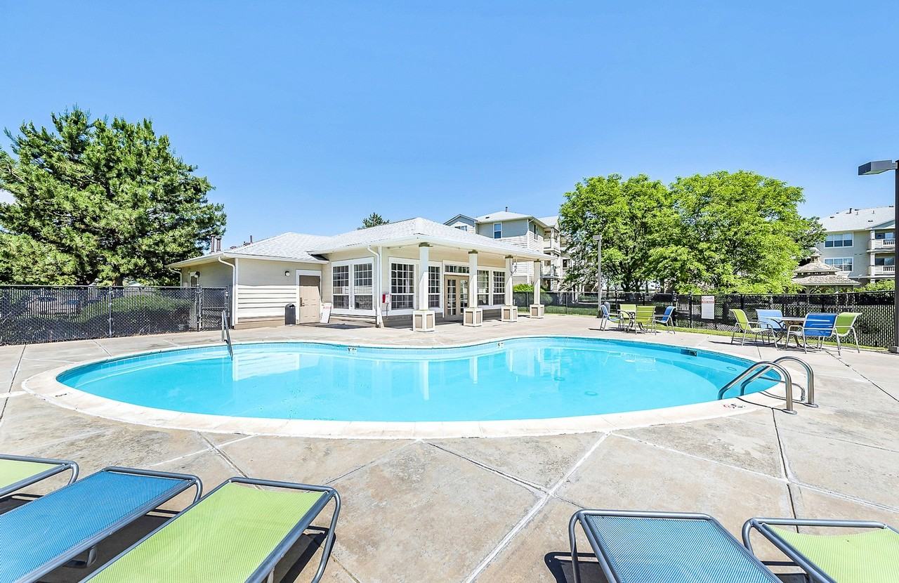 Riverwalk Apartments - Photo 6 of 24