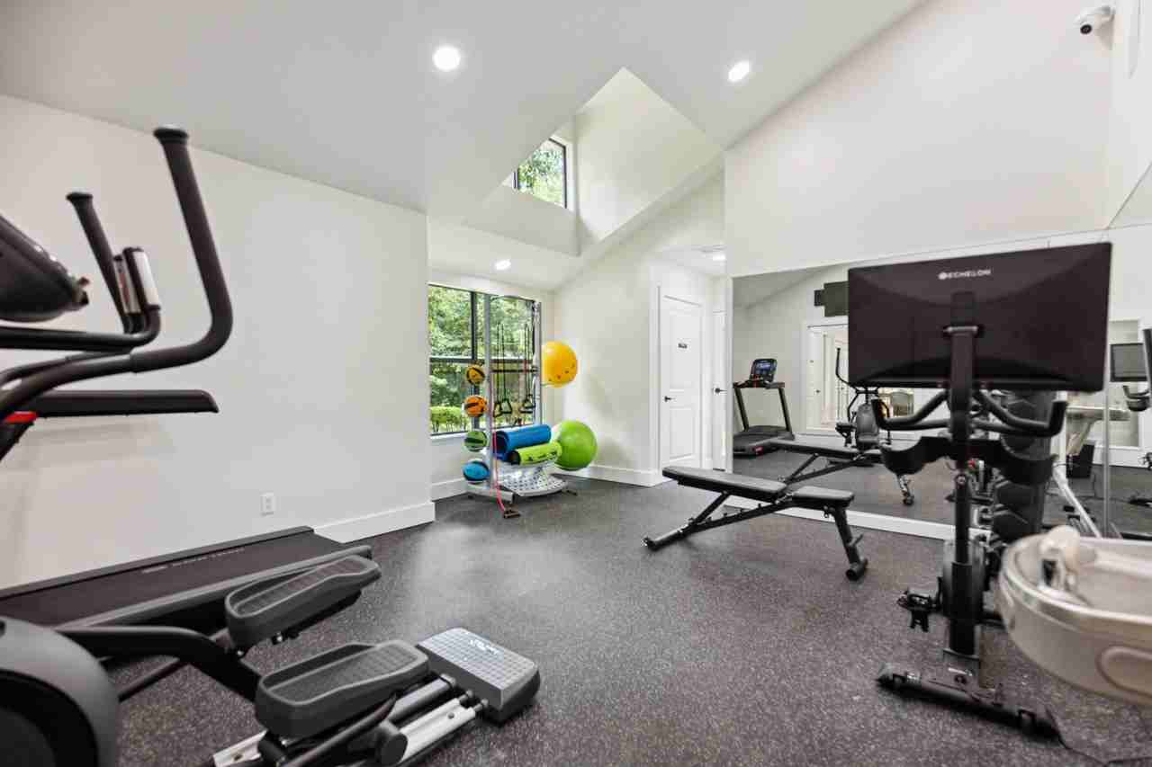 Wendover River Oaks - Photo 5 of 56