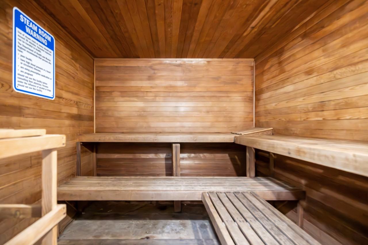 Wendover River Oaks - Photo 7 of 56