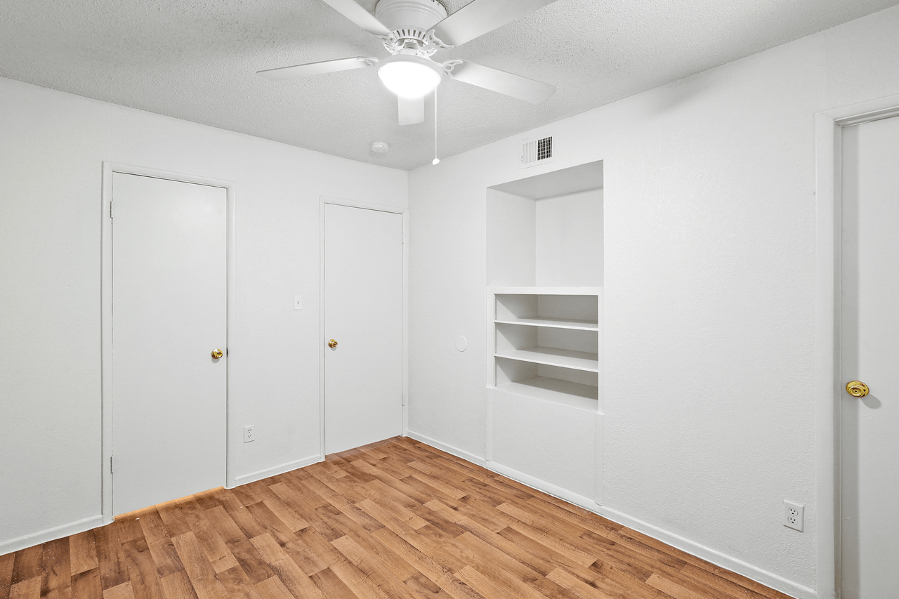 Bella Vista Apartments - Photo 7 of 21