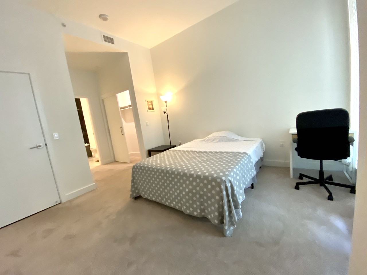 700 Long Bridge Street - Photo 2 of 27