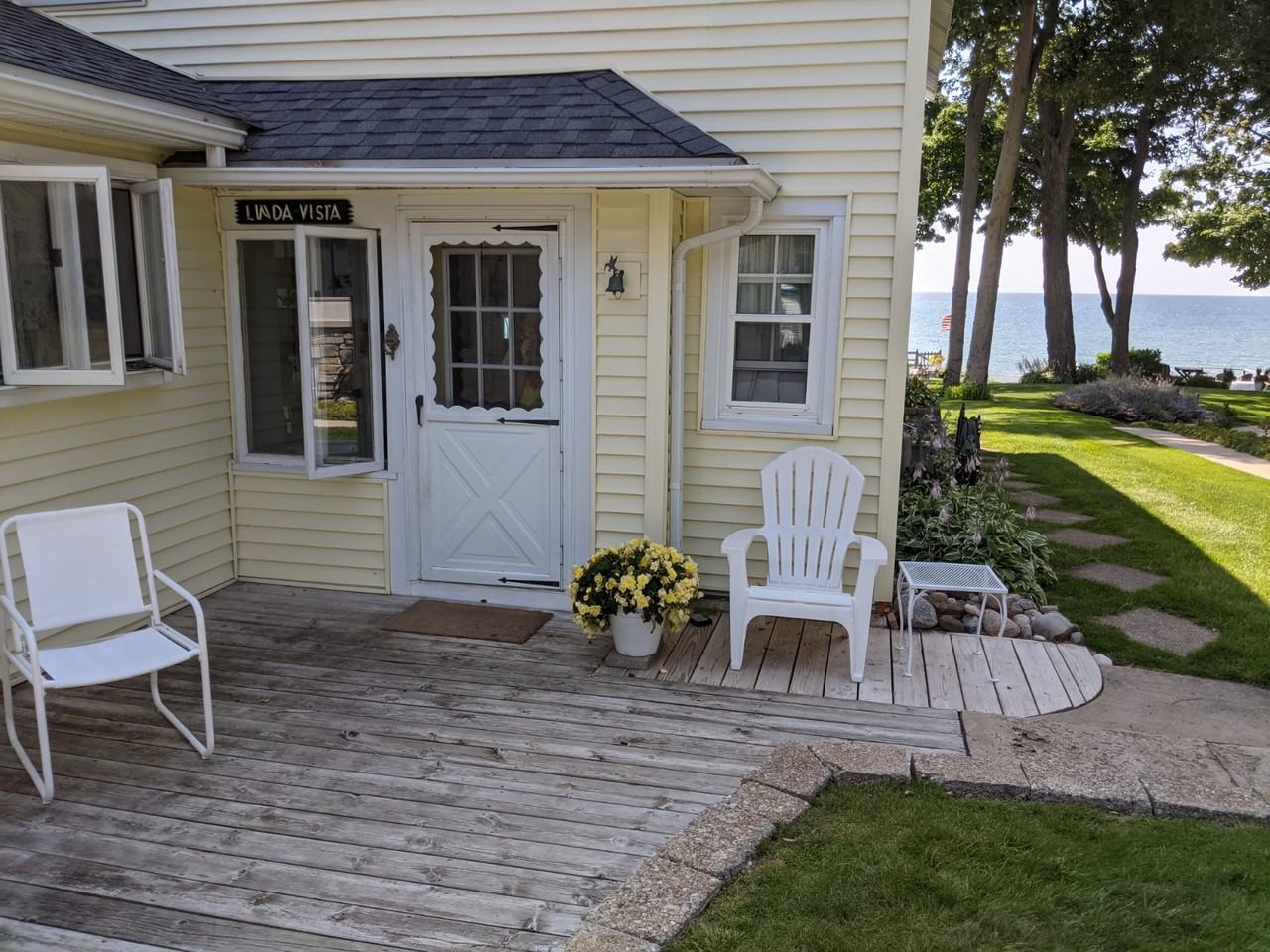 2421 Lakefront Dr #1 - Photo 2 of 23