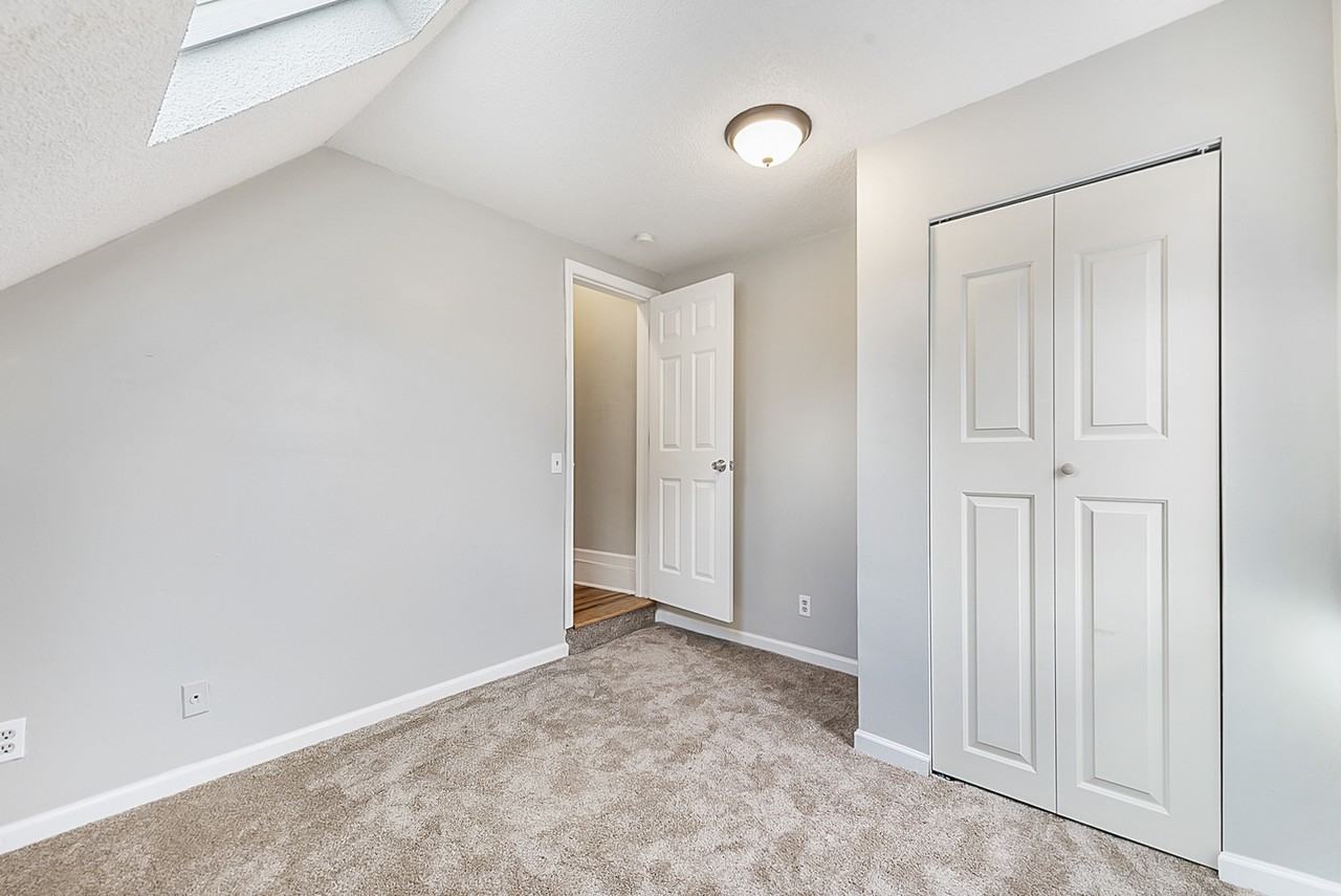 2045 Carroll Ave #2045