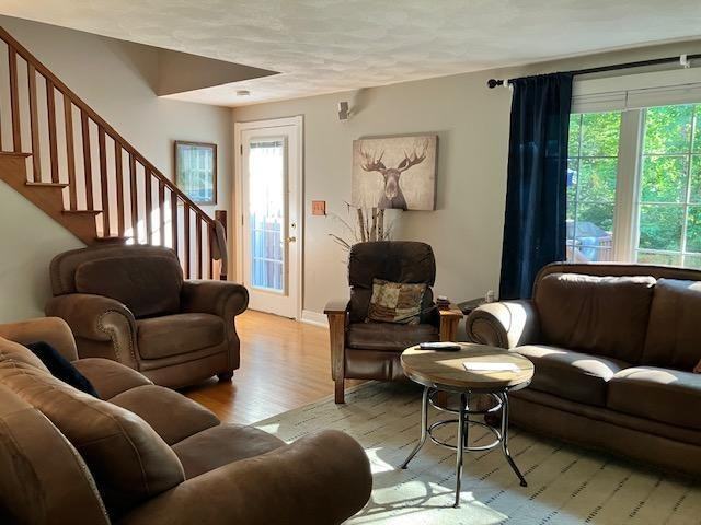 29 Antler Ct #29 - Photo 3 of 10