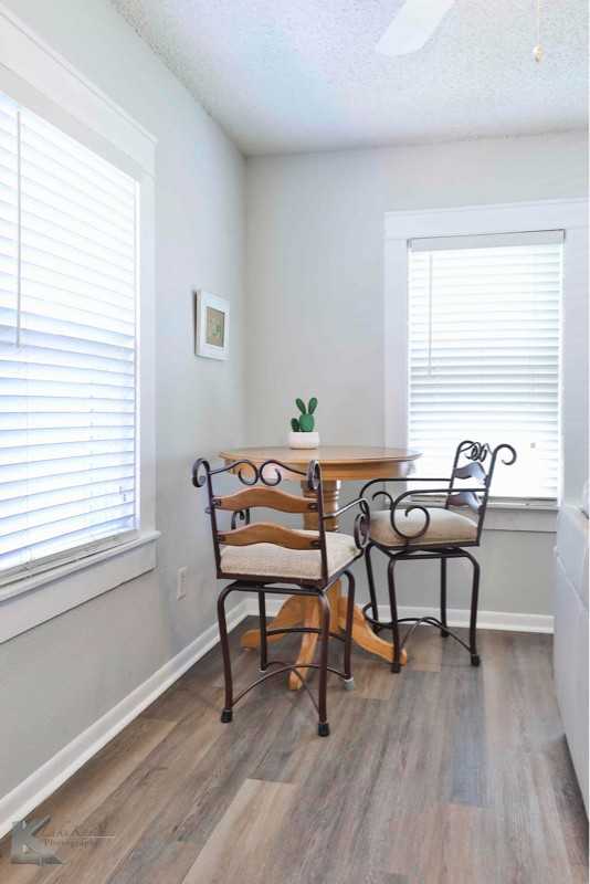 1982 Santos St - Photo 2 of 20