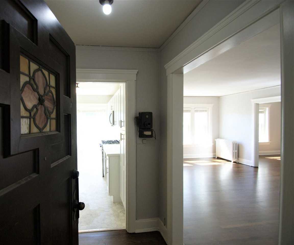 1608 E Republican - Photo 2 of 12