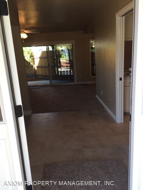 226 Fargo Way - Photo 3 of 19