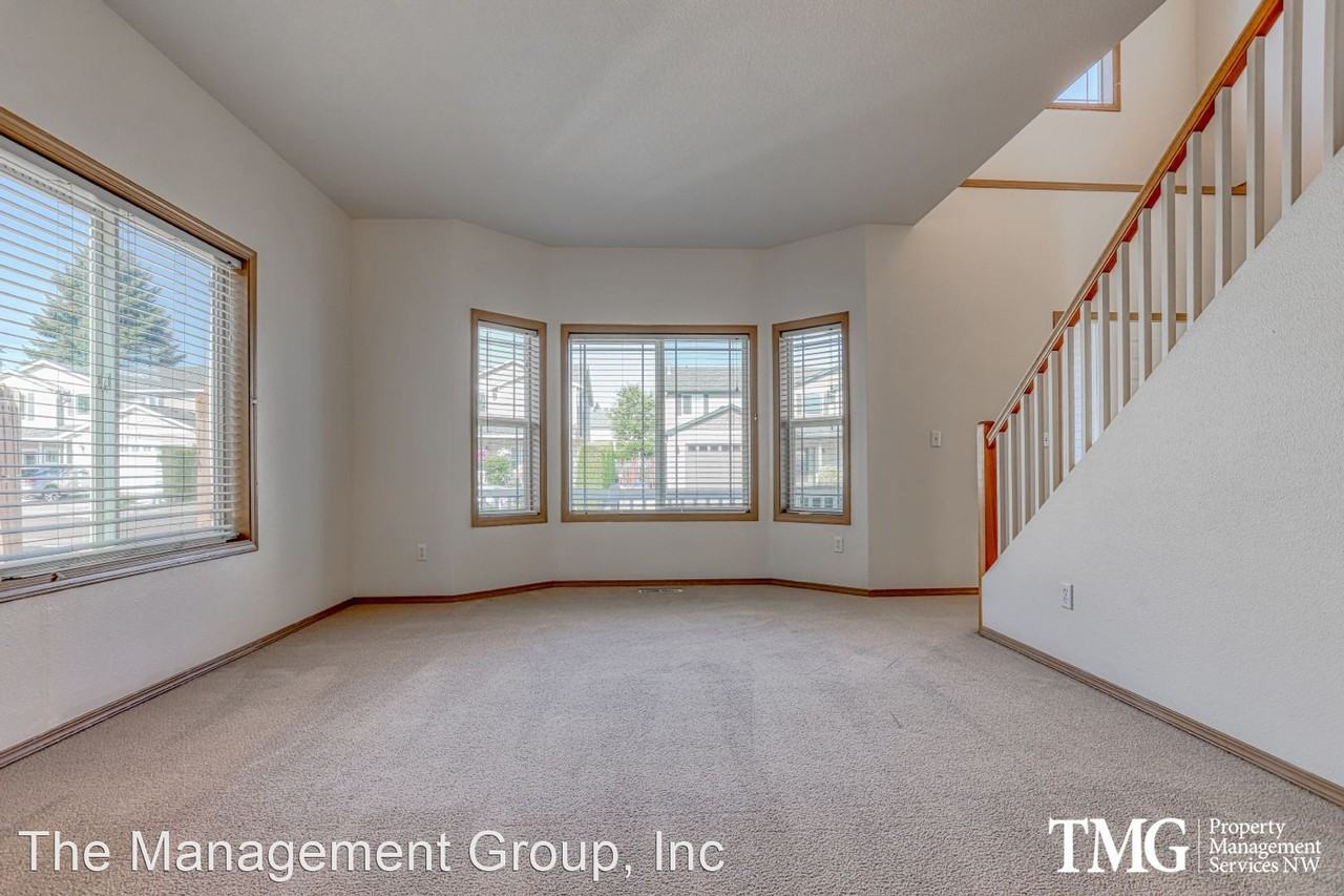 8619 Ne 90th Ave - Photo 2 of 40